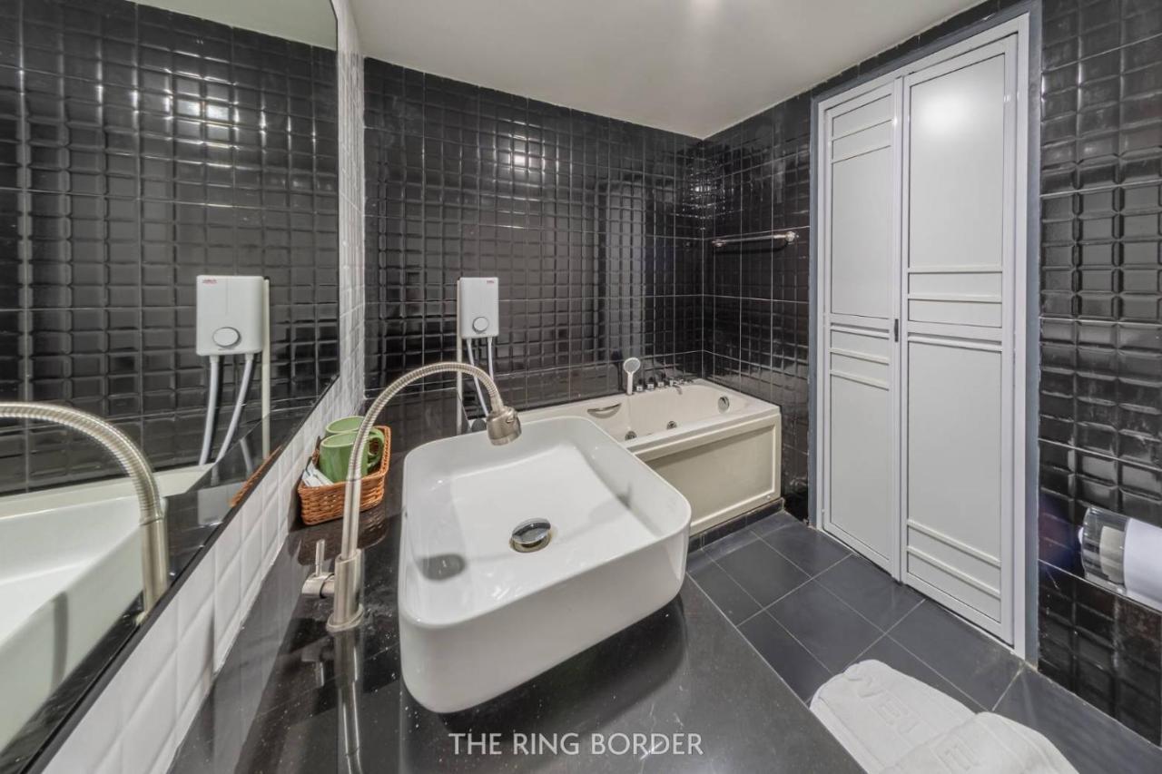 Hotel The Ring Border Ban Khlong Phruan Exterior foto