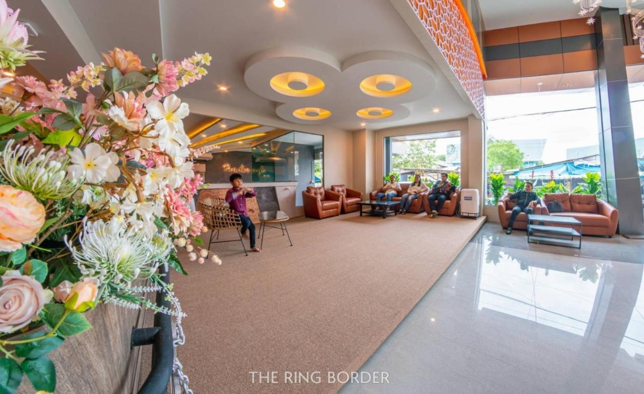 Hotel The Ring Border Ban Khlong Phruan Exterior foto