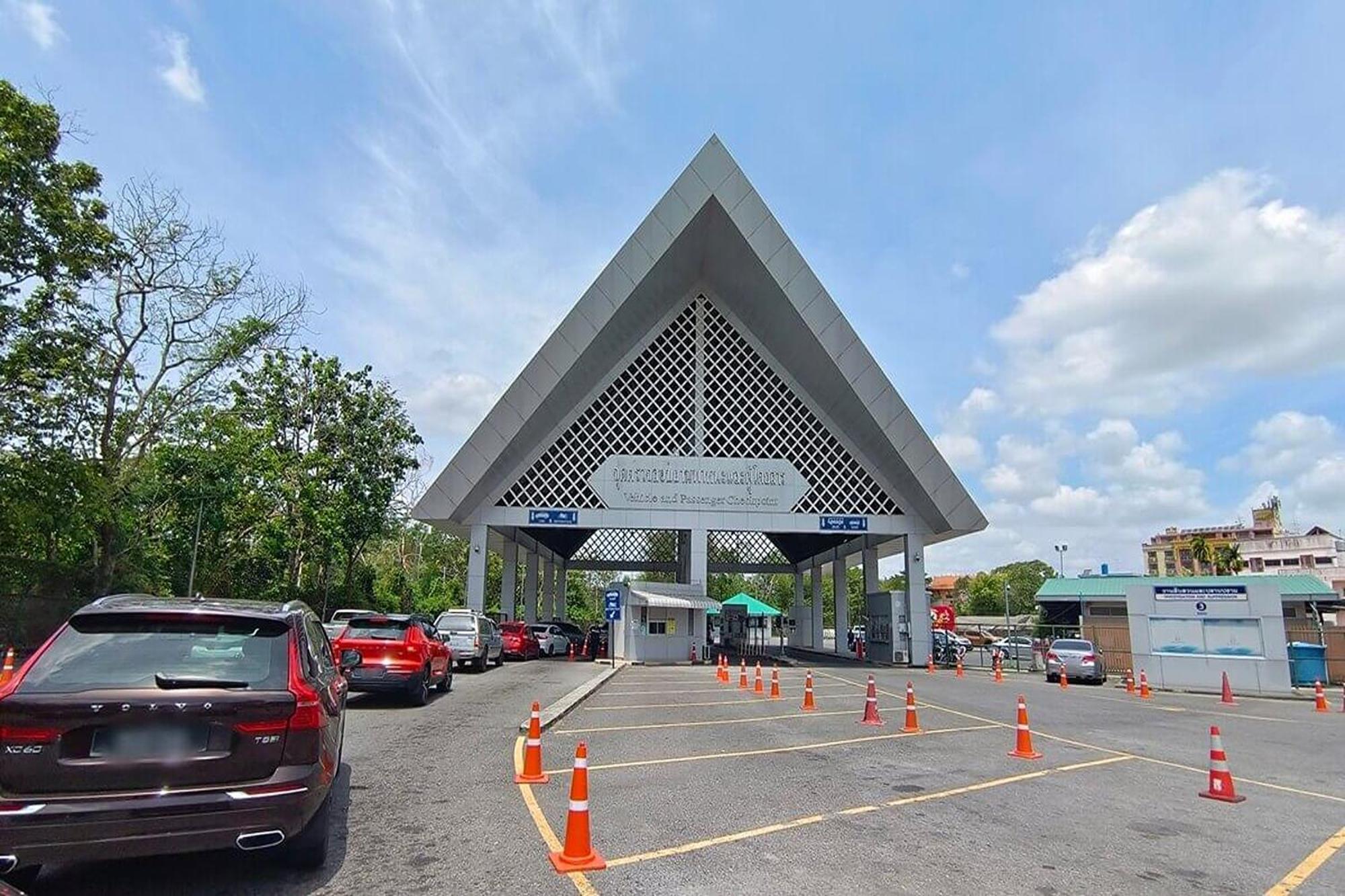 Hotel The Ring Border Ban Khlong Phruan Exterior foto